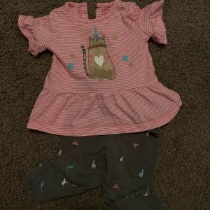 Carters 12m baby girl outfit - used